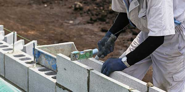 リフォームするなら知っておこう!セメントやモルタルの違いとは