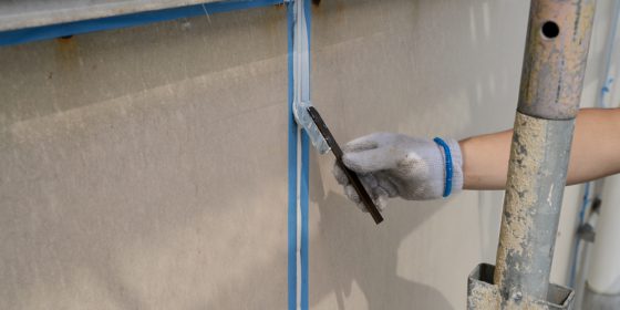 自分で補修できる? 知っておきたい外壁コーキングの注意点